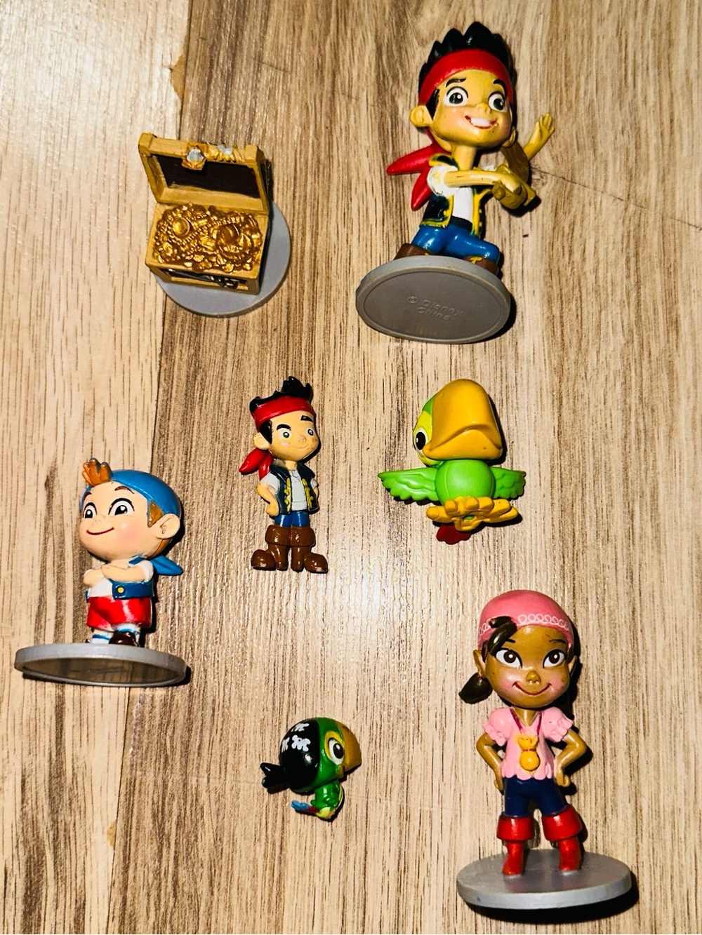 Disney Jake and the Neverland Pirates Toy Figure Bundle